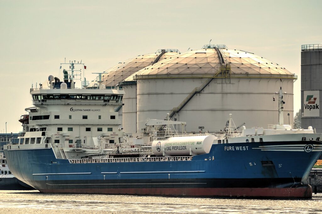 Across the Atlantic: Increasing share of U.S. LNG in the European energy mix